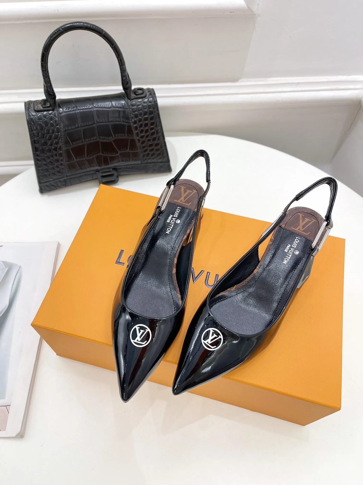 Black Magnetic Slingback Pump M561590