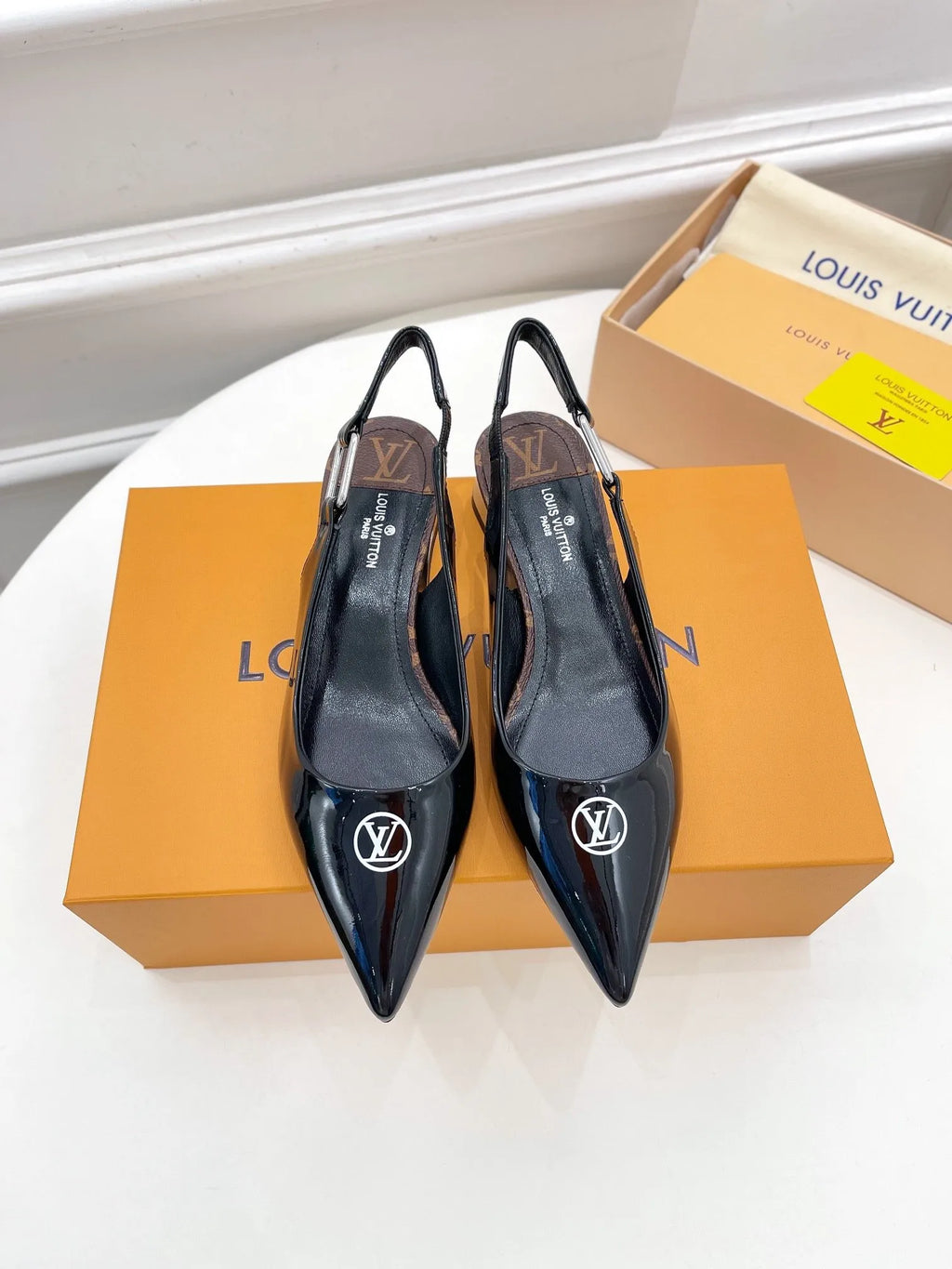 Black Magnetic Slingback Pump M561590