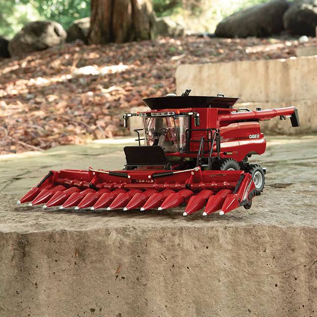 1/32 Case IH 9250 Combine with Both Headers N2410