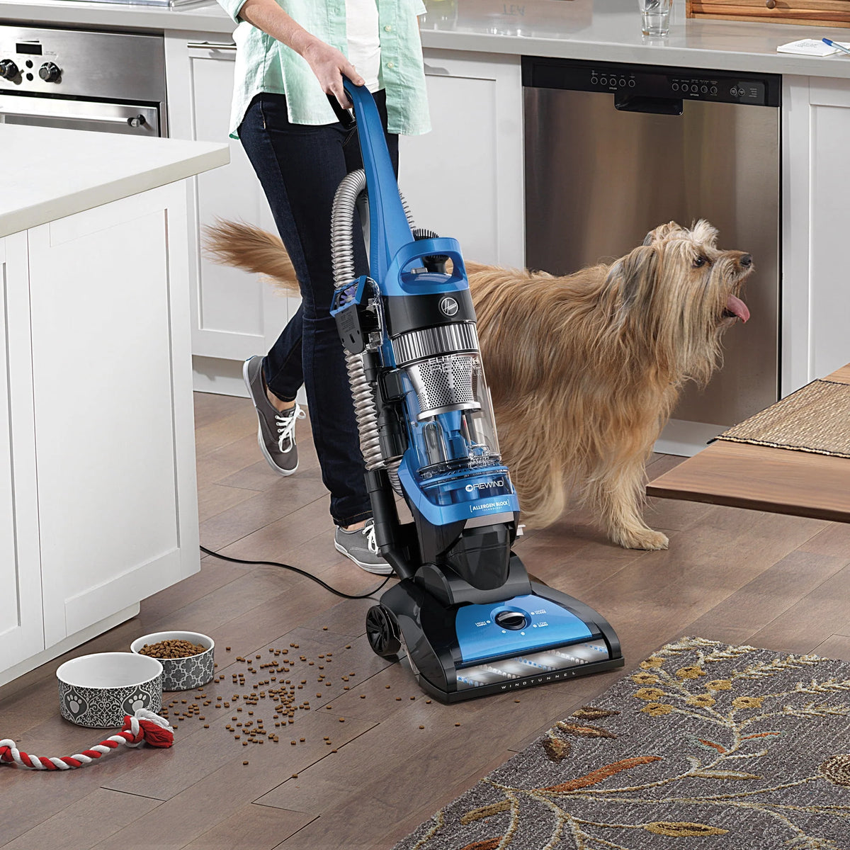 Upright Vacuum Cleaner with HEPA Media A3083
